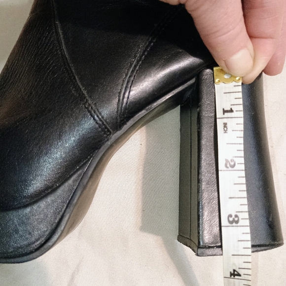 Steve Madden Chunky Platform Shush Black Heeled Boots Sz 10B - Picture 9 of 16